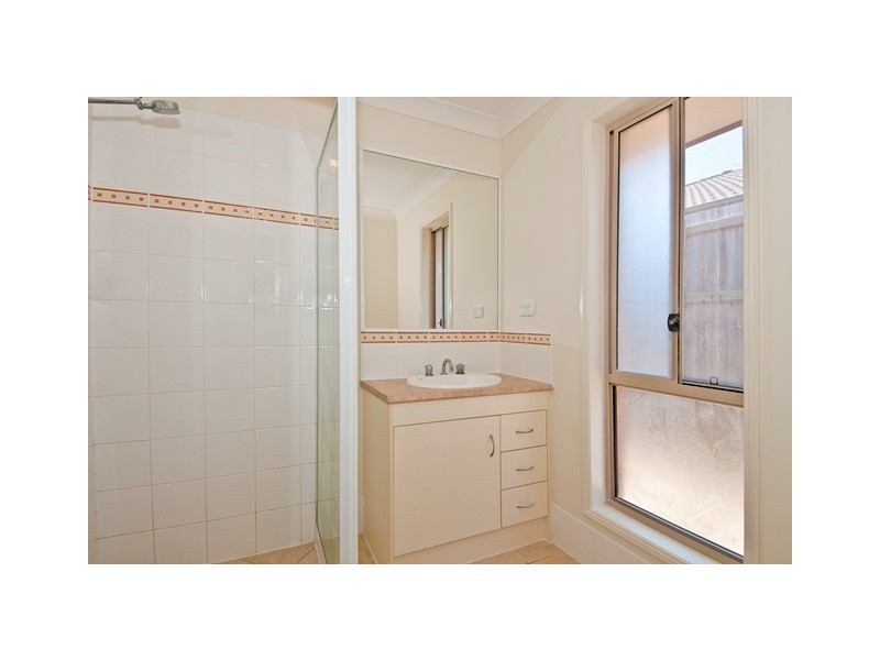 2 Ella Court, Marsden QLD 4132