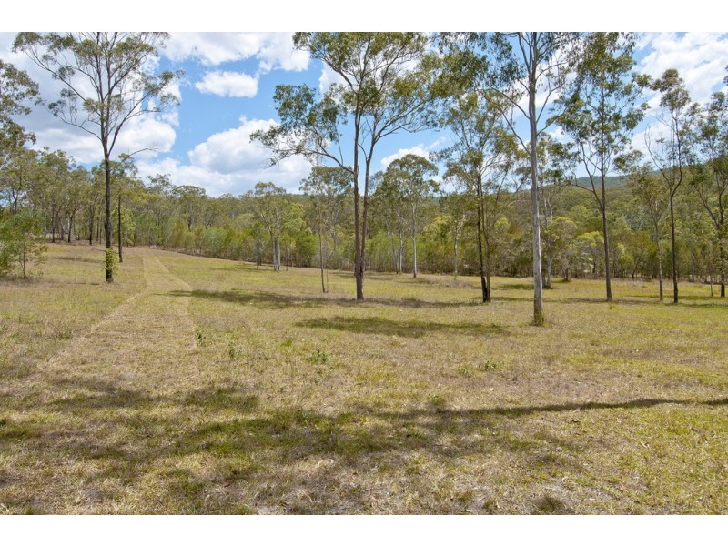 237 Veivers Road, Cedar Creek QLD 4207