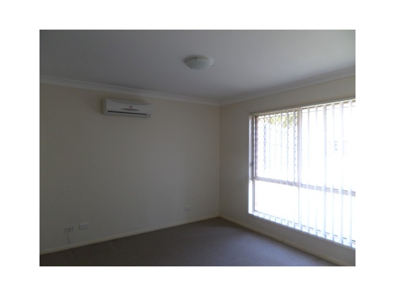 4 Turner Court, Marsden QLD 4132