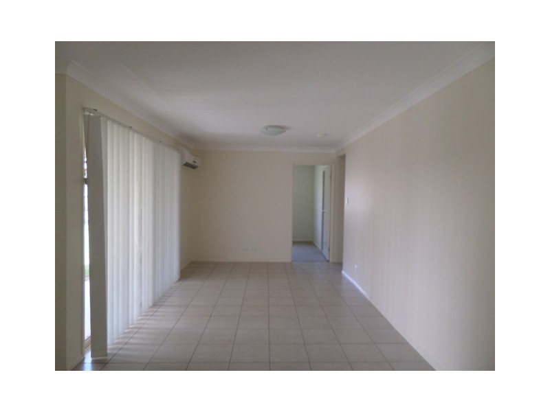 4 Turner Court, Marsden QLD 4132