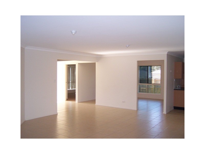 5 Chams Street, Marsden QLD 4132