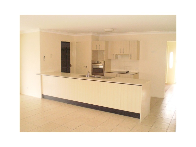 32 Stewart Street, Marsden QLD 4132