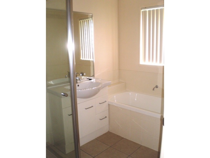 32 Stewart Street, Marsden QLD 4132