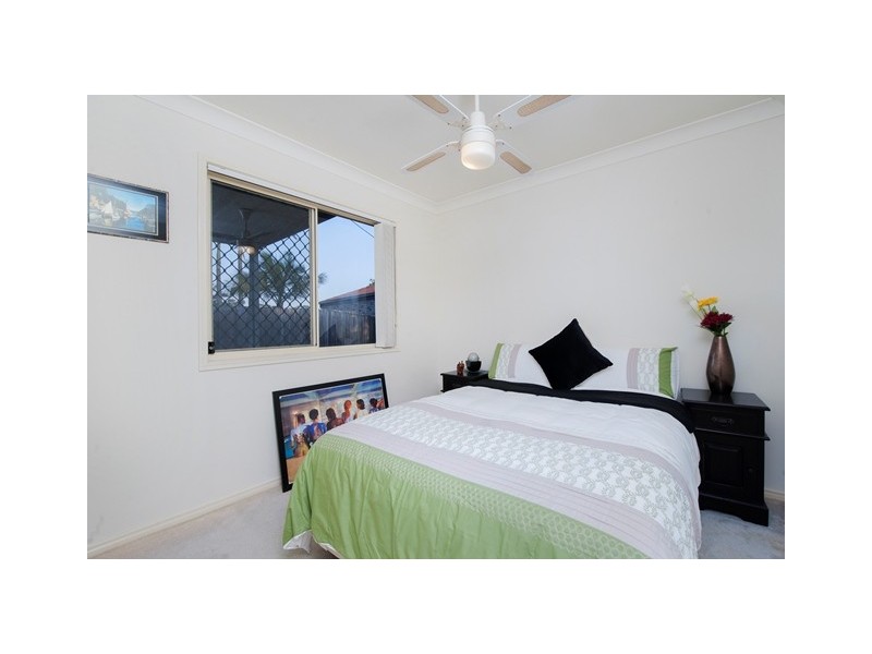 8 Starling Street, Loganlea QLD 4131