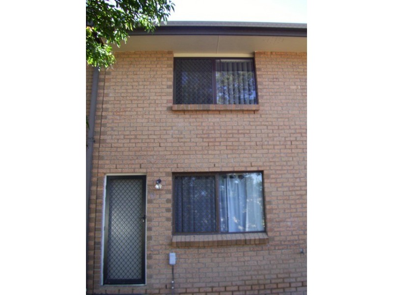 2/9 Cognac Court, Kingston QLD 4114