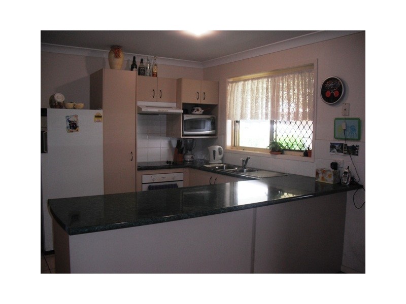 8 Lake Kurwongbah Court, Logan Reserve QLD 4133