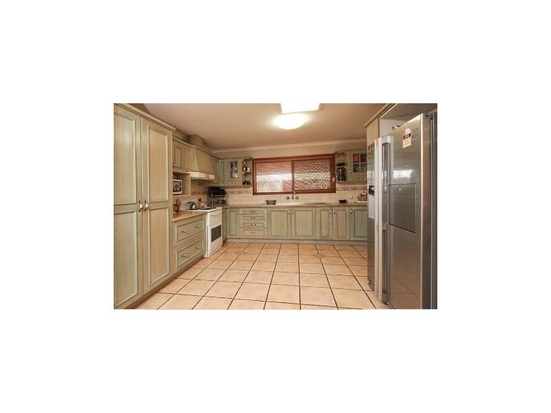 12 Ben Lexcen Court, Mount Warren Park QLD 4207