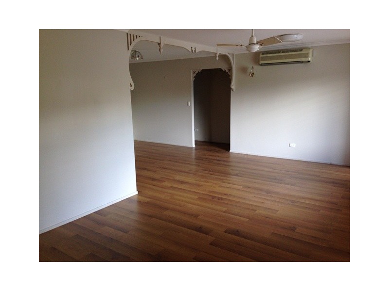 12 Ben Lexcen Court, Mount Warren Park QLD 4207