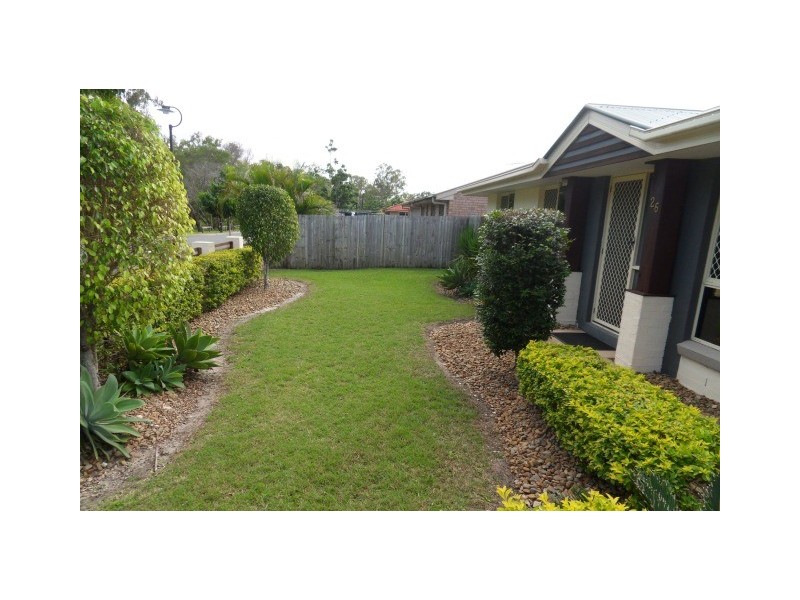 26 Pidgeon Blvd, Crestmead QLD 4132