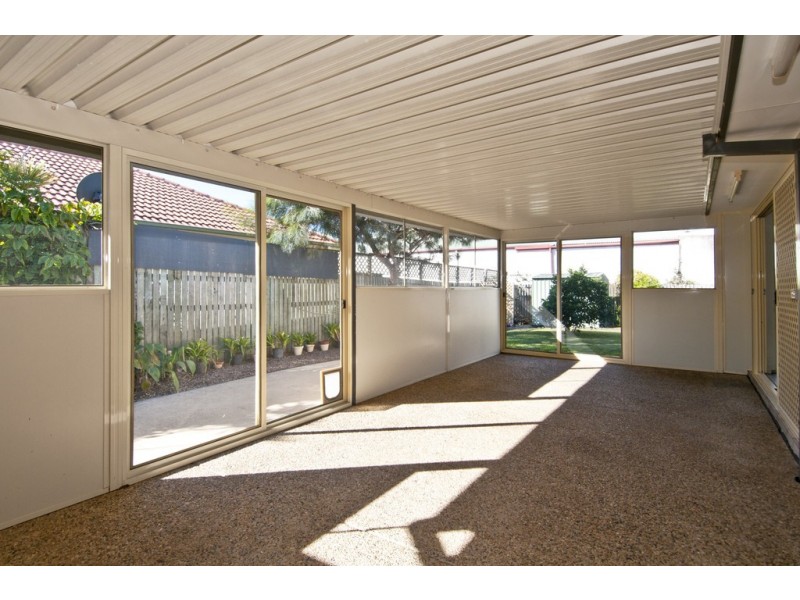 16 Eagle Avenue, Waterford QLD 4133