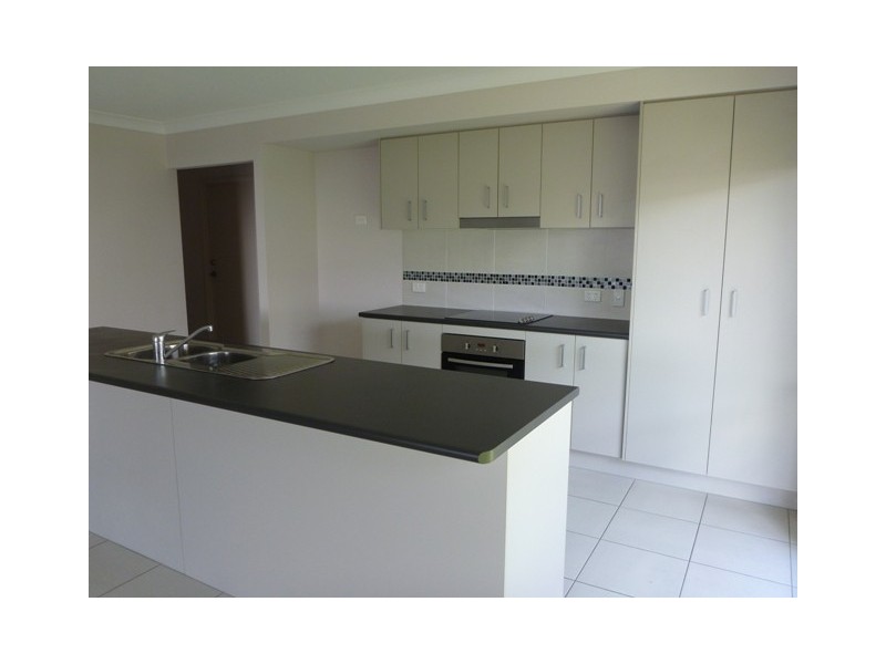32 Skyline Circuit, Bahrs Scrub QLD 4207