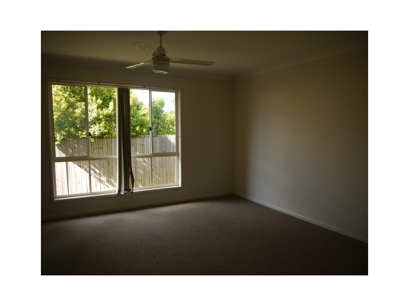 34 Darryl Street, Loganlea QLD 4131