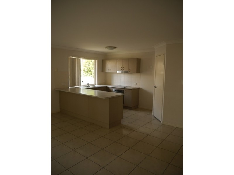 34 Darryl Street, Loganlea QLD 4131