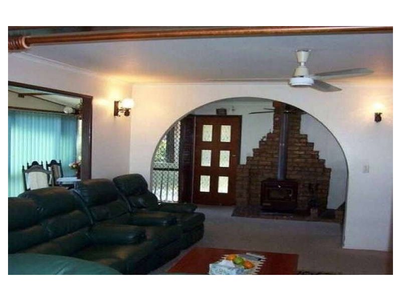 105 Chambers Flat Rd, Marsden QLD 4132