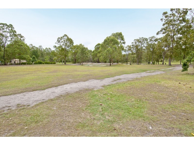 15-27 Luke Road, Buccan QLD 4207