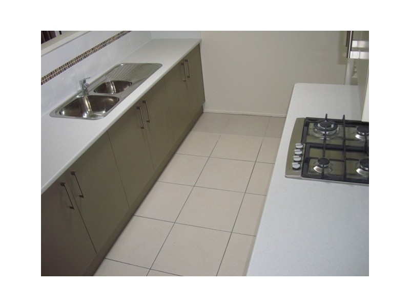 10 Isabel Street, Loganlea QLD 4131