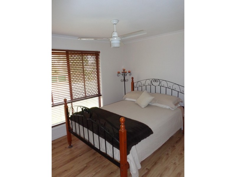 10 Sunscape Drive, Eagleby QLD 4207