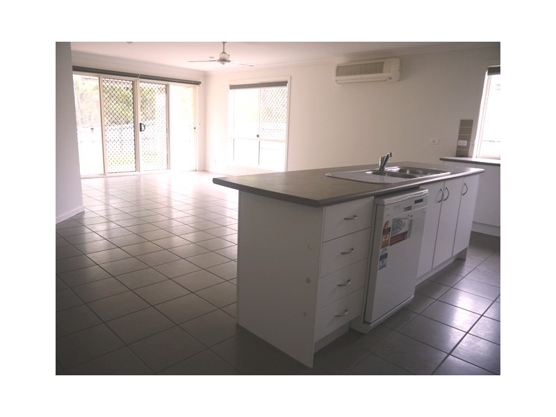 1 Lake Cootharaba Place, Logan Reserve QLD 4133