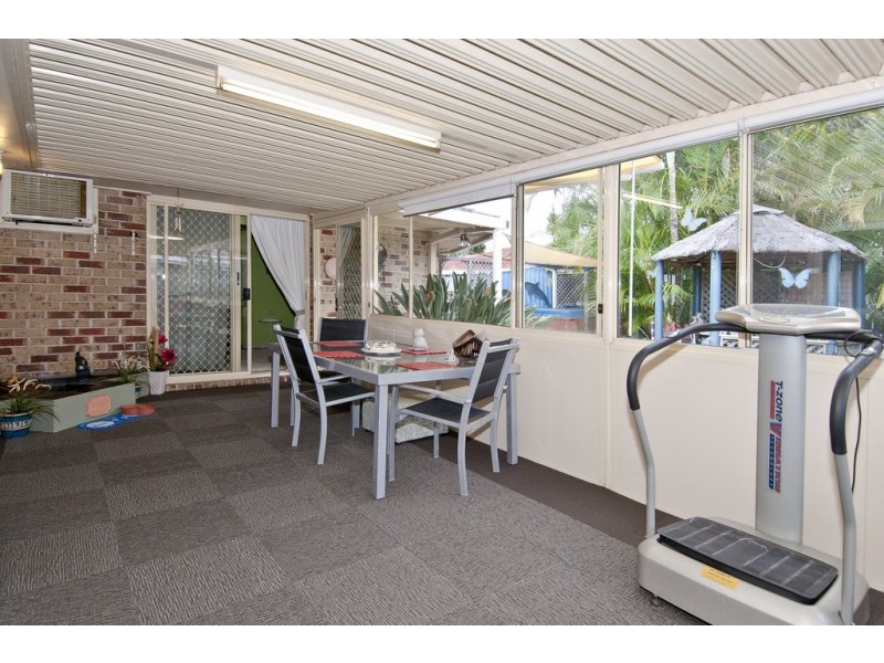 9 Foxdale Ct, Waterford West QLD 4133