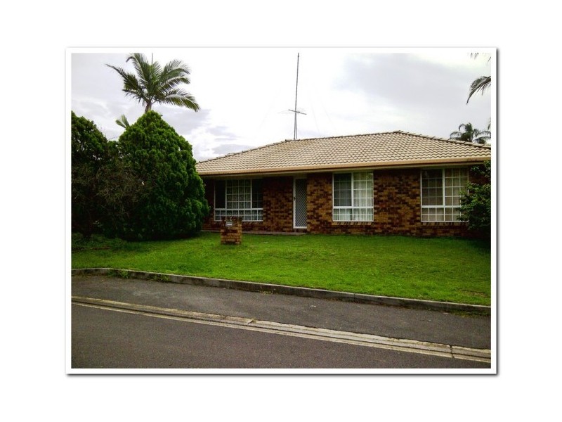 10 Tregana Circuit, Edens Landing QLD 4207