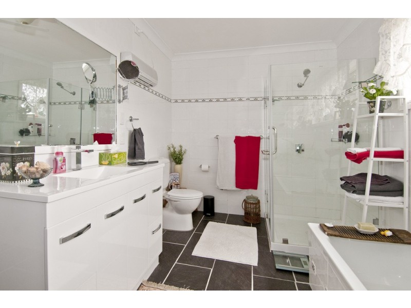 34 Kiewa Drive, Loganholme QLD 4129