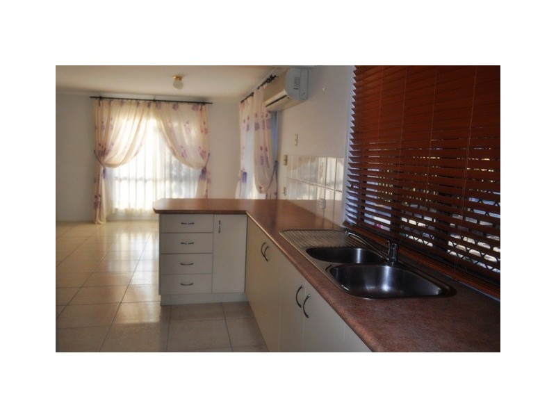 1/28 Cherrytree Place, Waterford West QLD 4133