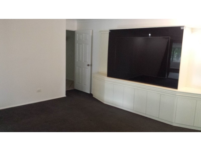 832 Kingston Road, Loganlea QLD 4131