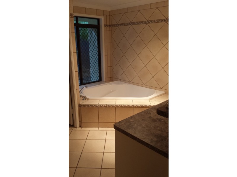 832 Kingston Road, Loganlea QLD 4131