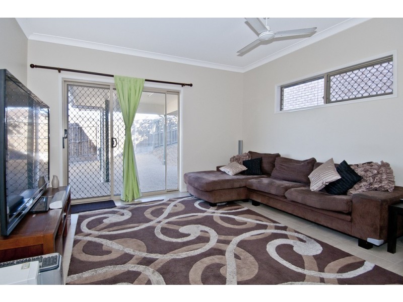2 Willandra Cres, Waterford QLD 4133