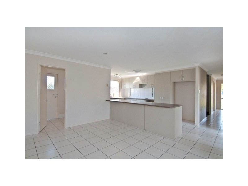 Crestmead QLD 4132