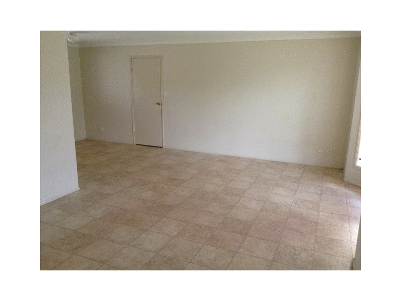 12 Limousin Place, Waterford West QLD 4133