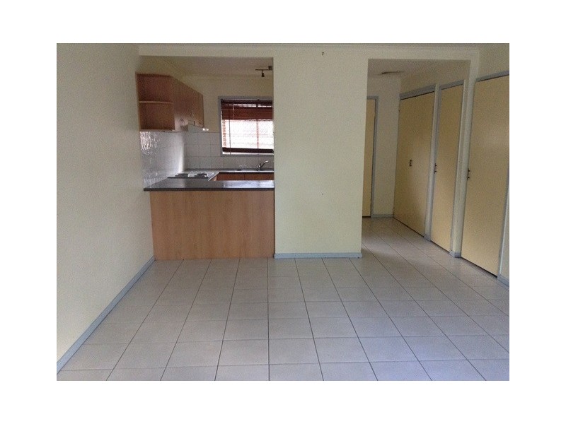 2/24 Garfield Road, Woodridge QLD 4114