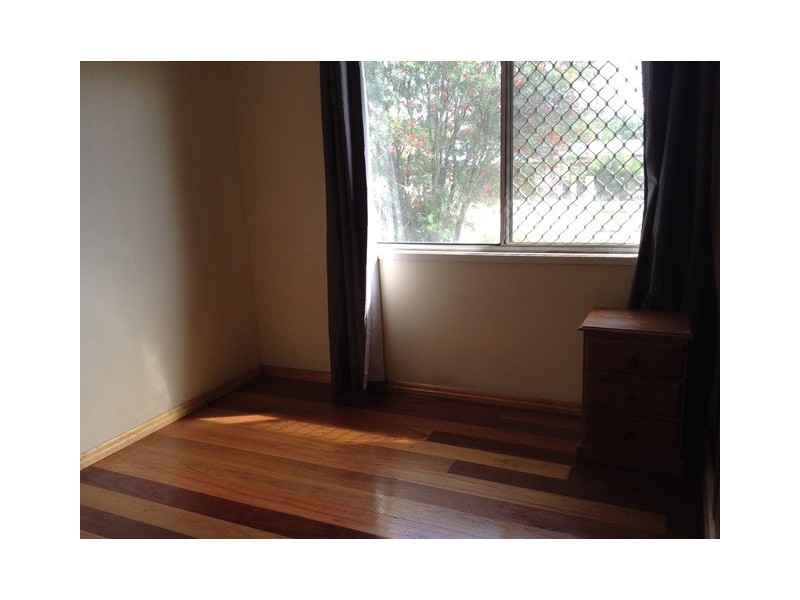 110 Hakea Street, Crestmead QLD 4132