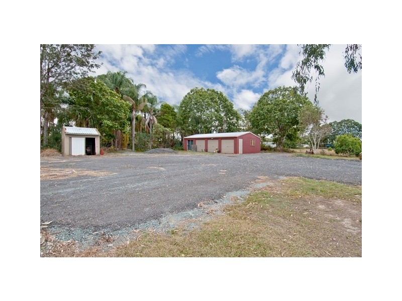 2 Josephfina Crt, Logan Reserve QLD 4133