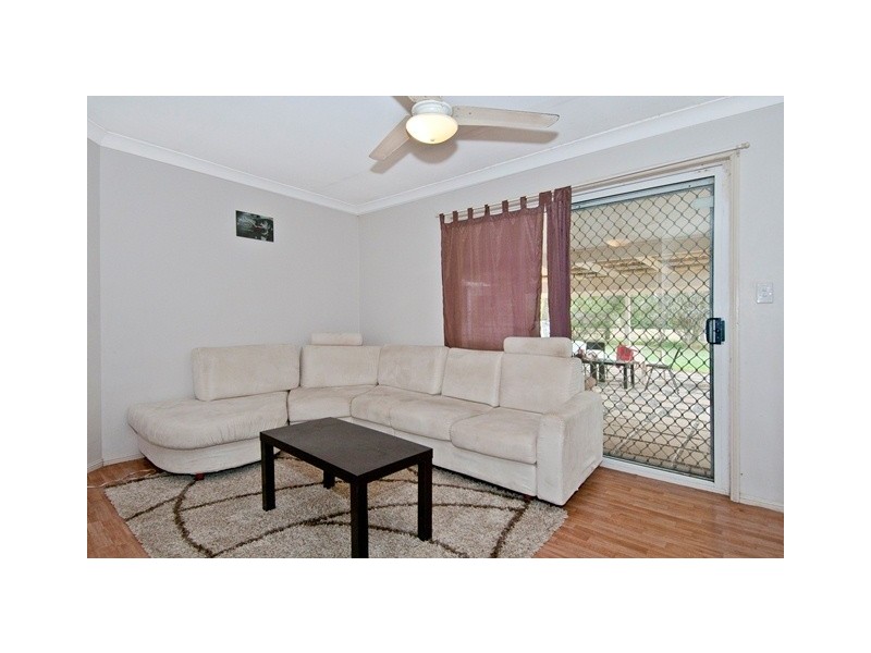 2 Josephfina Crt, Logan Reserve QLD 4133