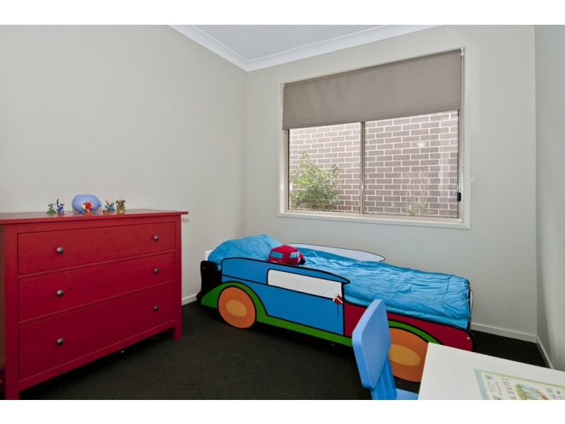 15 Kuranda Street, Waterford QLD 4133