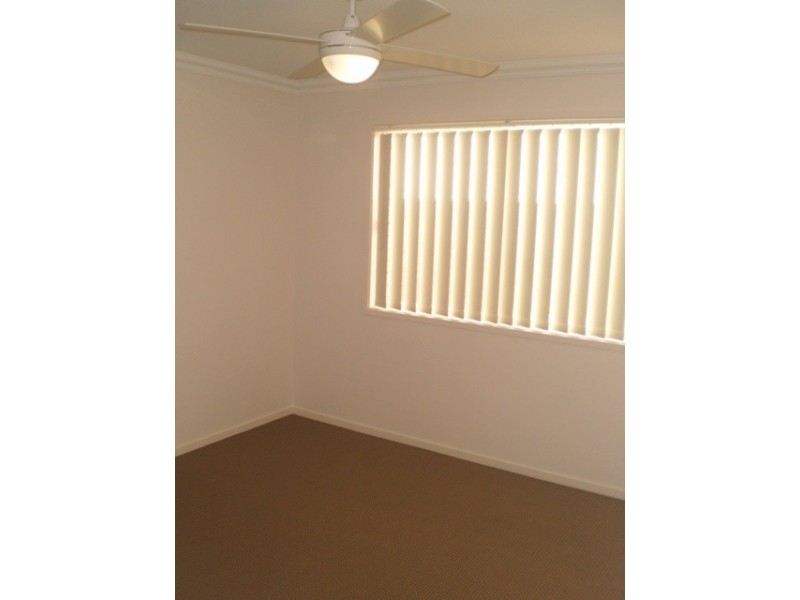 9 Ravensbourne Circuit, Waterford QLD 4133