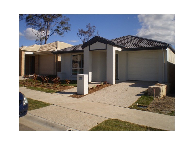 9 Ravensbourne Circuit, Waterford QLD 4133