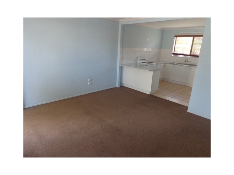 2/9 Cognac Court, Kingston QLD 4114