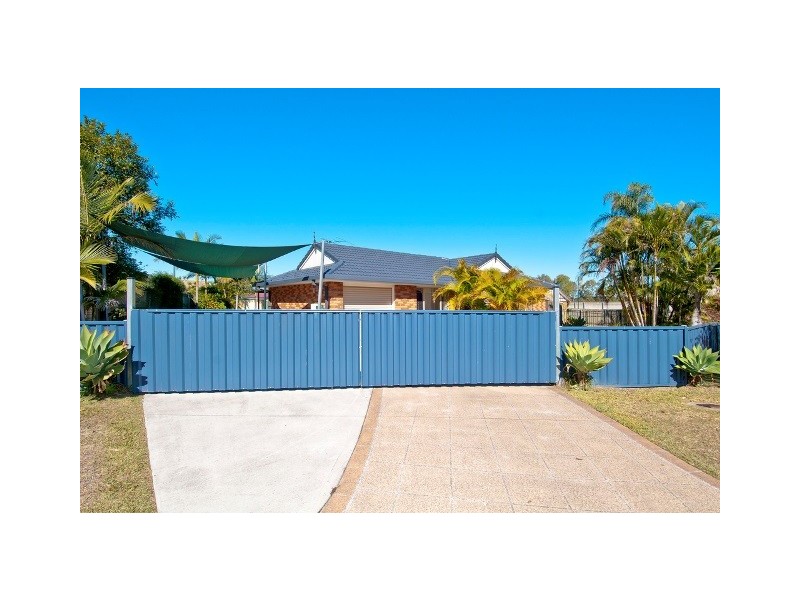 102 Tansey Drive, Tanah Merah QLD 4128