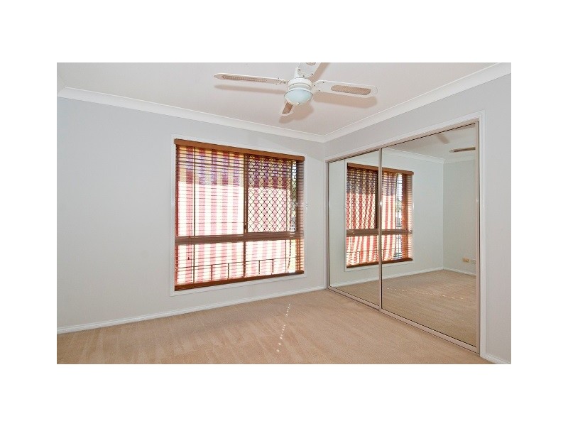 102 Tansey Drive, Tanah Merah QLD 4128