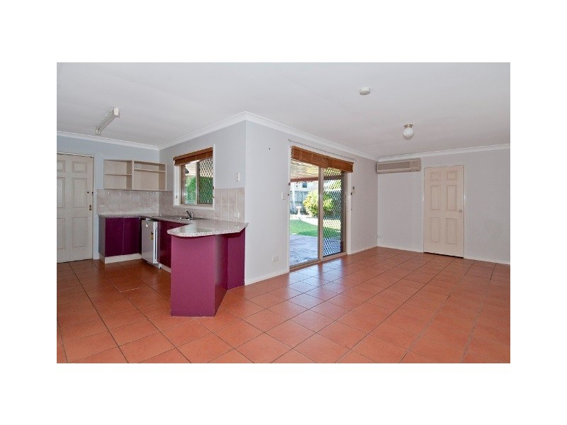 102 Tansey Drive, Tanah Merah QLD 4128