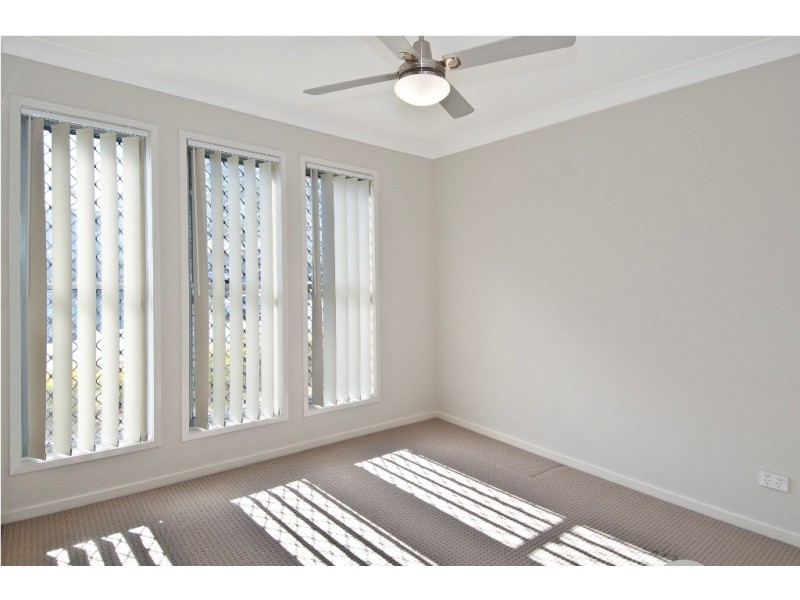 51 Grand Terrace, Waterford QLD 4133