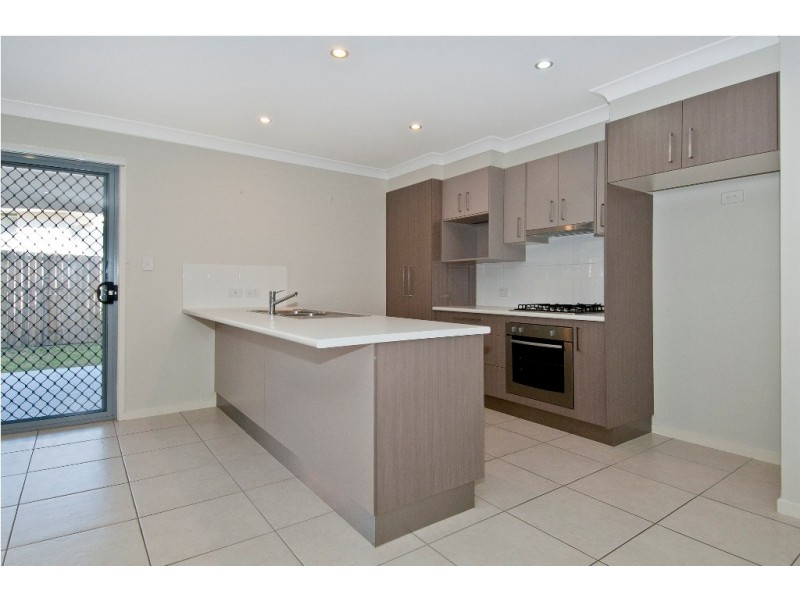 51 Grand Terrace, Waterford QLD 4133
