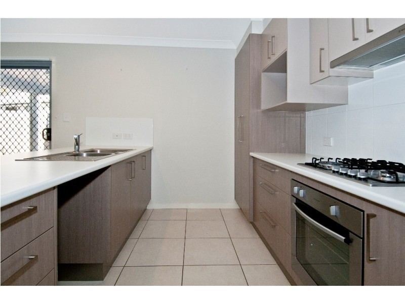 51 Grand Terrace, Waterford QLD 4133