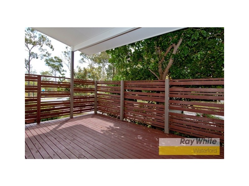 2/1 Carnarvon Crescent, Waterford QLD 4133