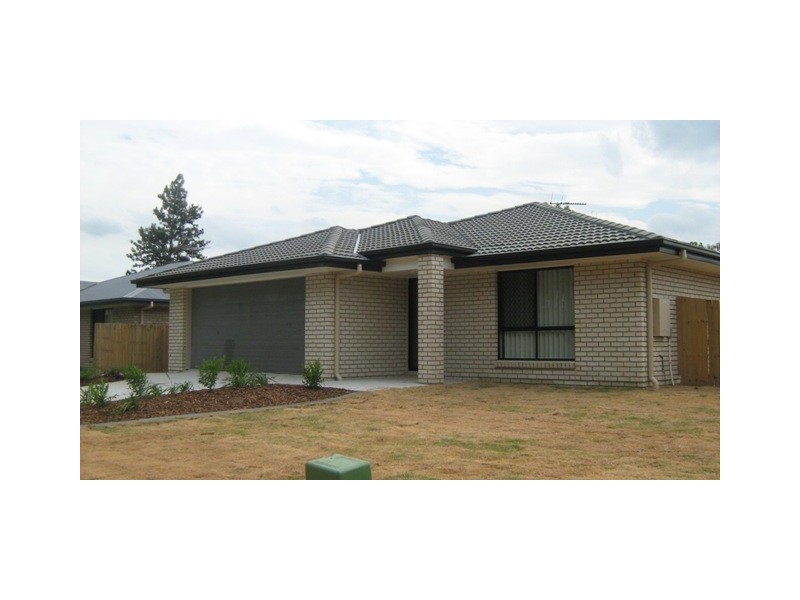 32 Fourth Avenue, Marsden QLD 4132