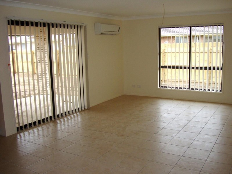 32 Fourth Avenue, Marsden QLD 4132