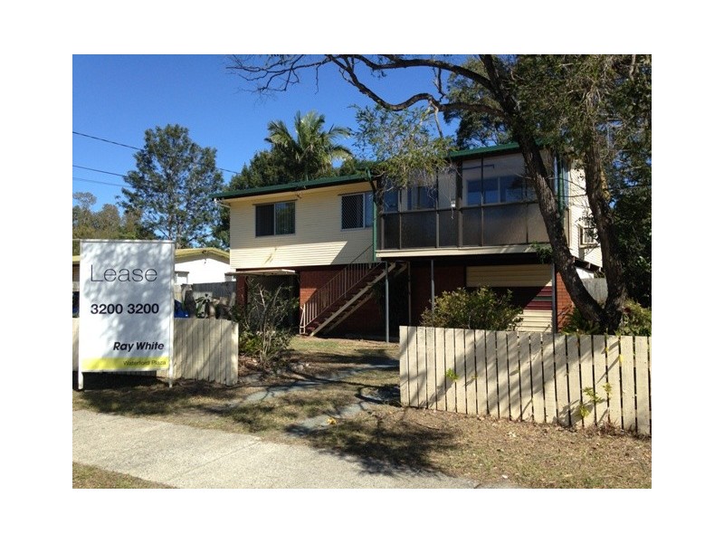 11 Lyngrove Street, Kingston QLD 4114