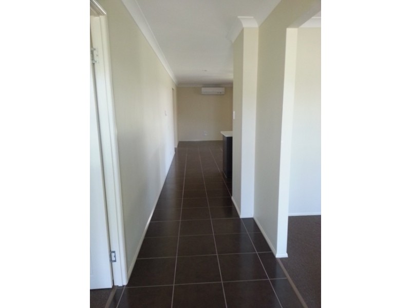 17 Vista Circuit, Bahrs Scrub QLD 4207